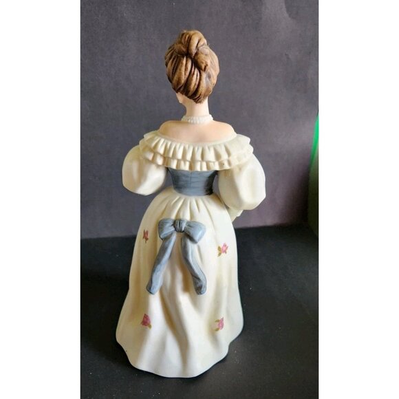 Vintage Homco Victorian Lady with Feather Porcelain 8" Figurine #1463 - Nice!! - Picture 5 of 7